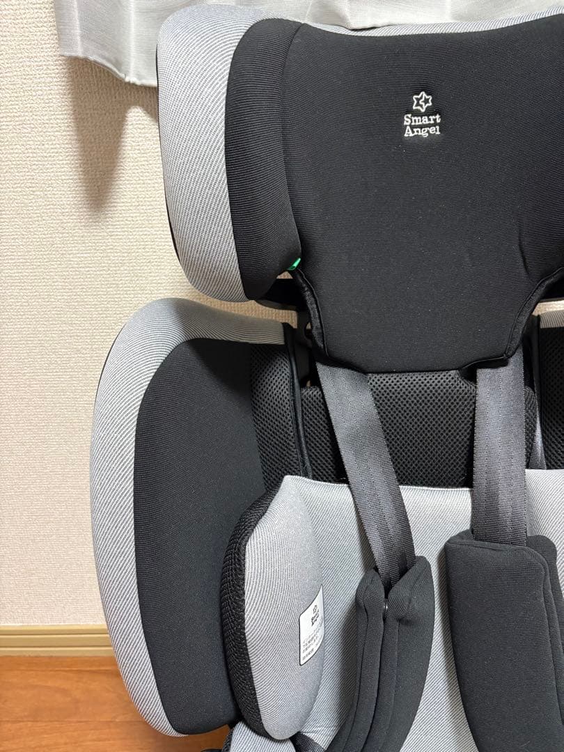 ハーネスジュニアFLXネクスト　チャイルドシート