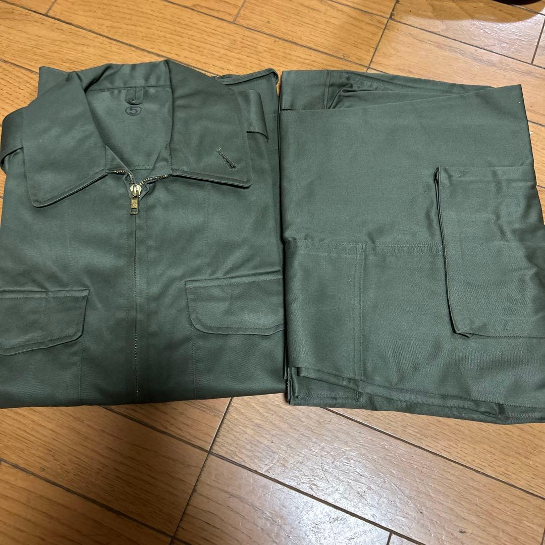 ミリタリースタイル ジャケットとパンツ セット5号 ミリタリースタイル ジャケットとパンツ セット5号 ミリタリースタイル