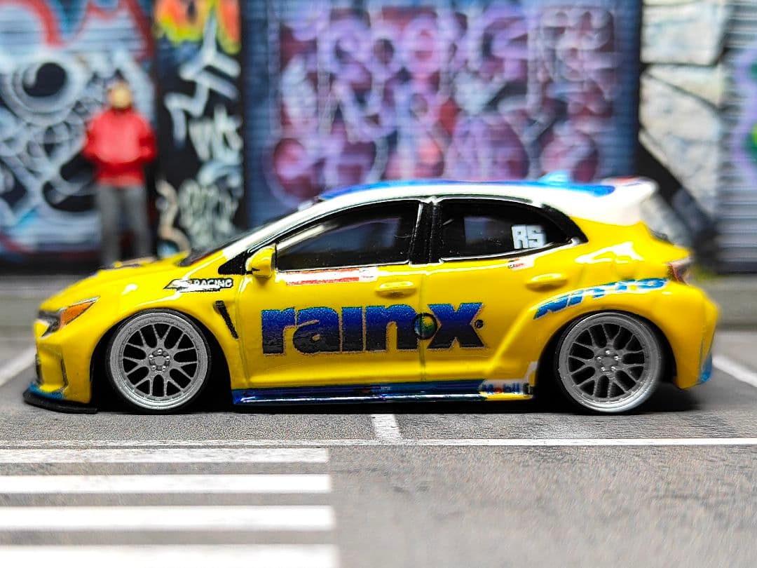 ホットウィールカスタム トヨタ GR86 ドリ車☆赤紫☆深リム☆トミカ改造