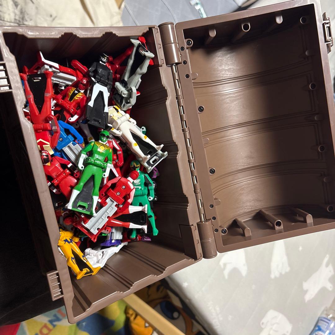 超破格‼️戦隊 レンジャーキー 48個 BOX付き まとめ売り