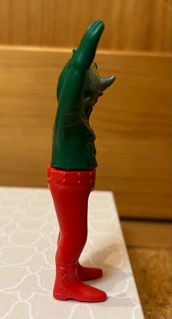 仮面ライダー」に登場する怪人、ユニコルノスのソフビ人形 旧バンダイ