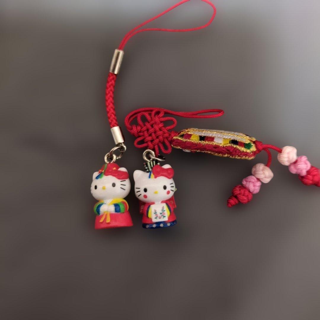 ハローキティ ご当地根付け100個まとめ売り　おまけ付き