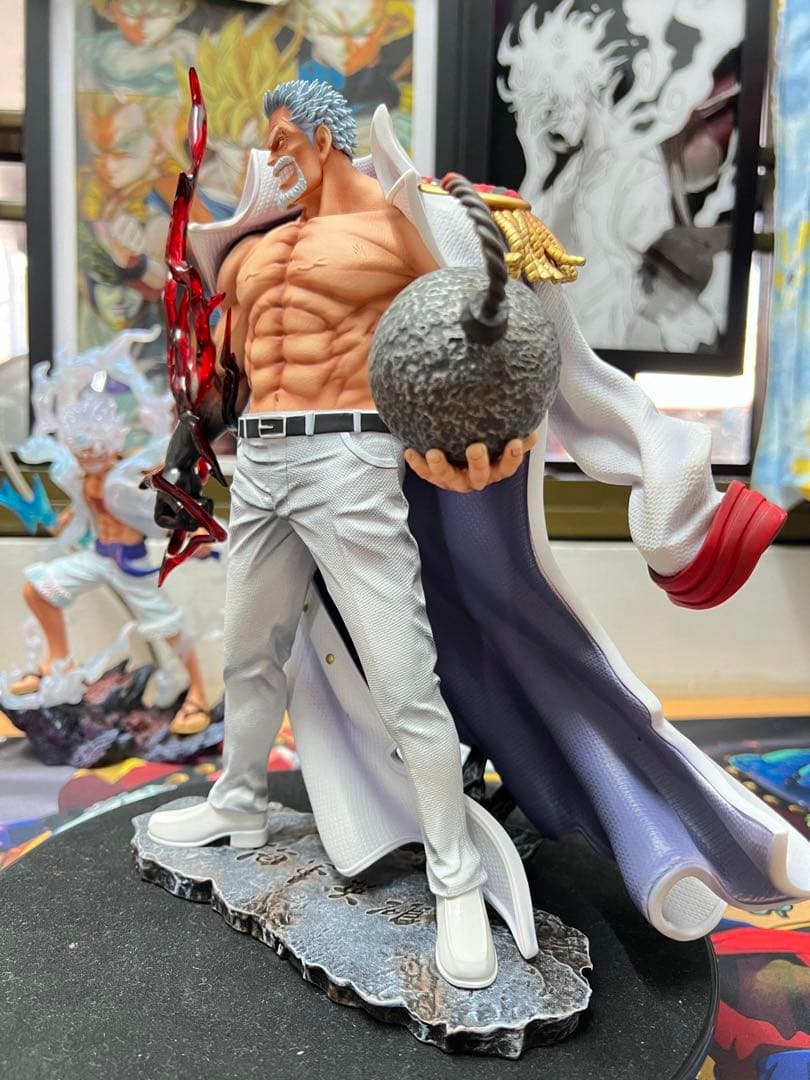 ONE PIECE ワンピース モンキー・D・ガープ フィギュア ガレージ