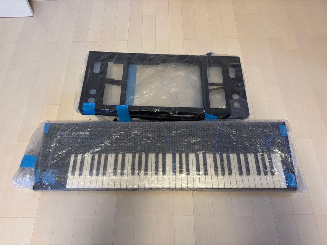 Roland ローランドJV-35 シンセサイザー【スタンド付き】