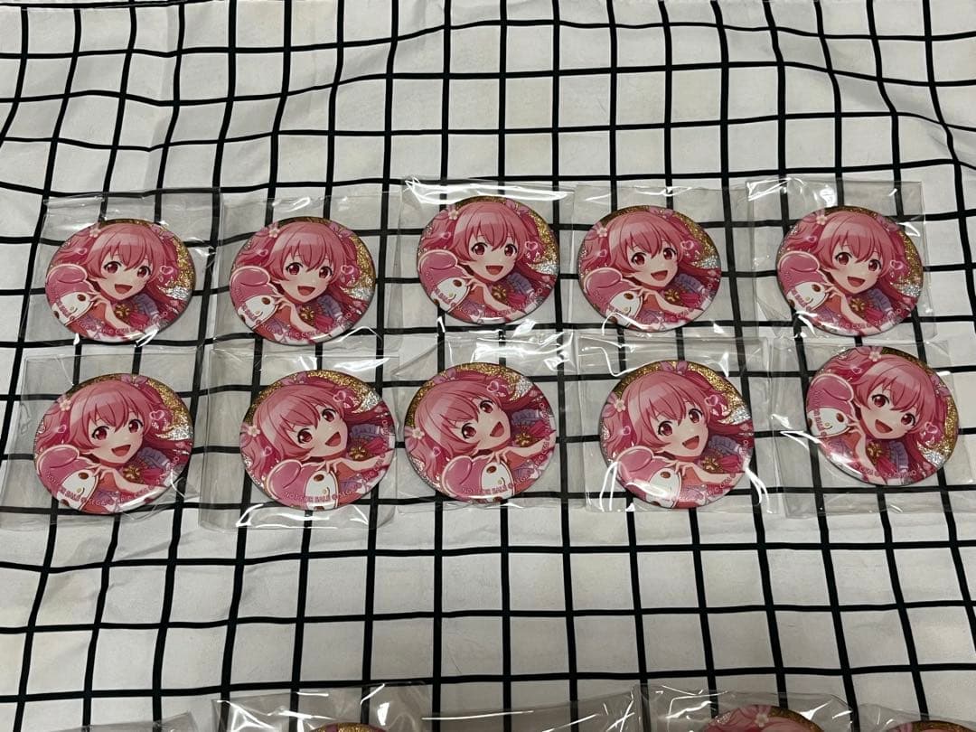 匿名配送】キルア グッズ 4点セット アクスタ 缶バッジ クリップメモ