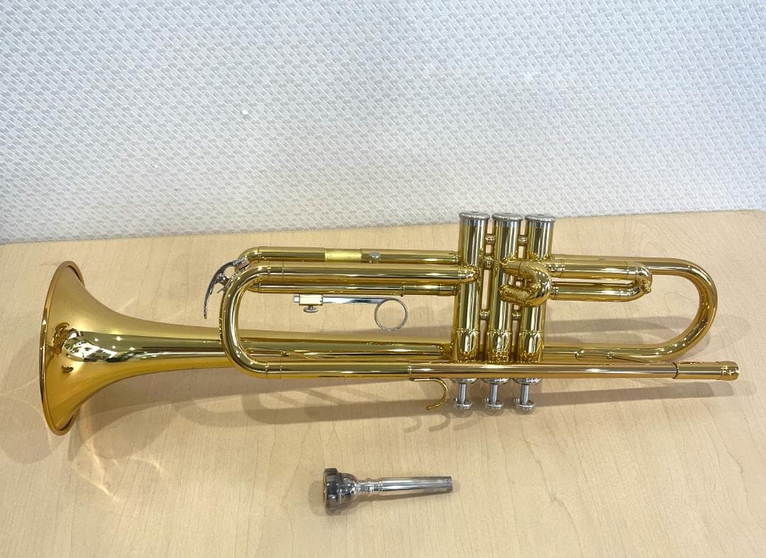 極美品/動作品 YAMAHAトランペット YTR-1335 ヤマハ　ケース付