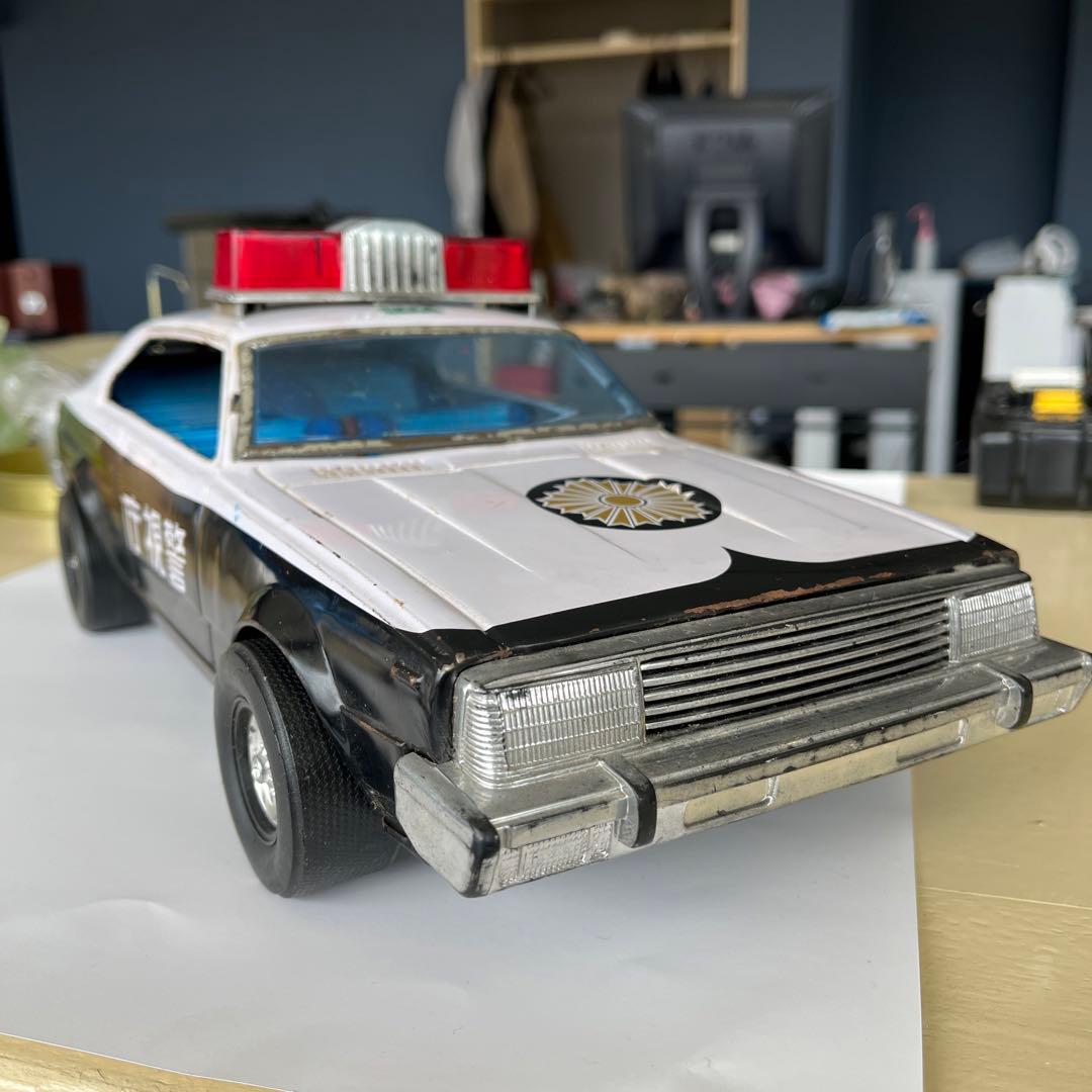 希少 セドリックパトカー ブリキ製 パトカー ミニカー 警視庁 - メルカリ