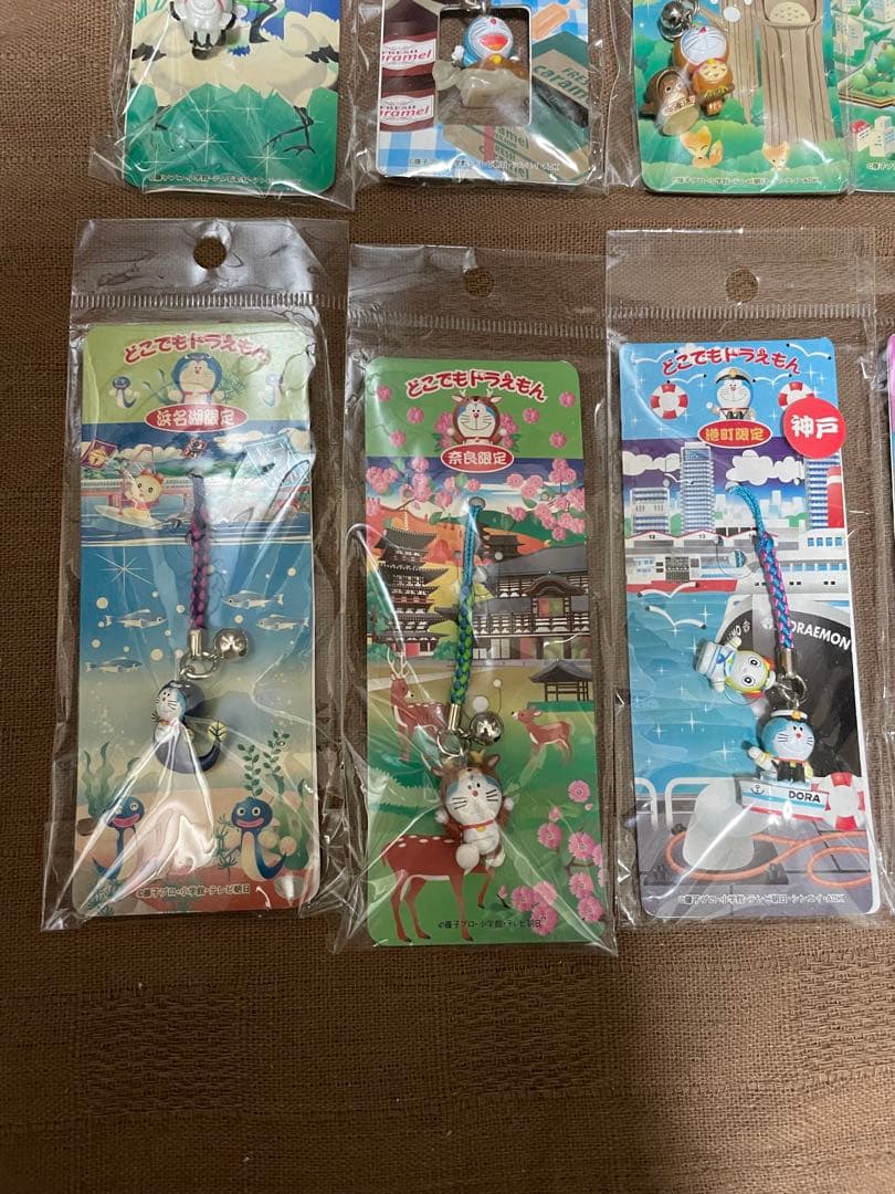 どこでもドラえもん　根付け　ストラップ　19個セット