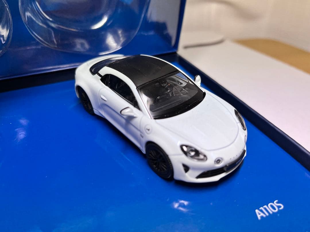 アルピーヌA110 PURE & A110S 限定ミニカーセット