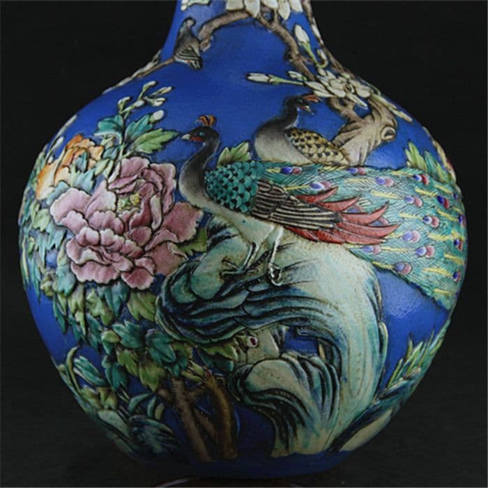 清乾隆帝浮彫藍釉粉彩花鳥天球瓶 景徳鎮 陶磁器 装飾品 現代工芸品 美術品 置物