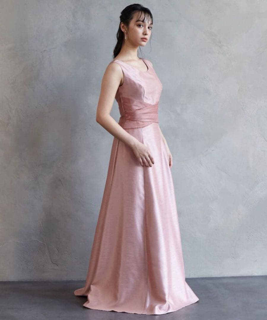 【訳アリ】AIMER エメ　9号ピンクノースリーブ　ステージドレス　演奏会