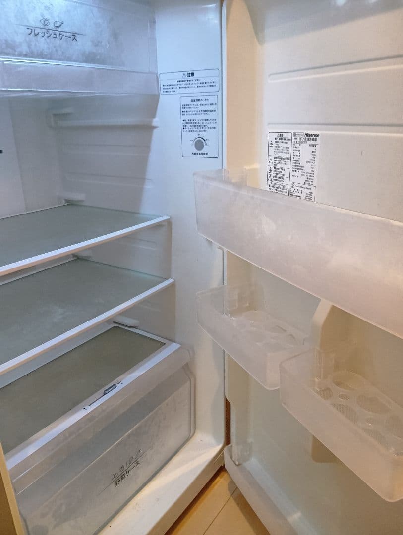 Hisense シルバー 227L 冷蔵庫 HR-B2301 2018年製