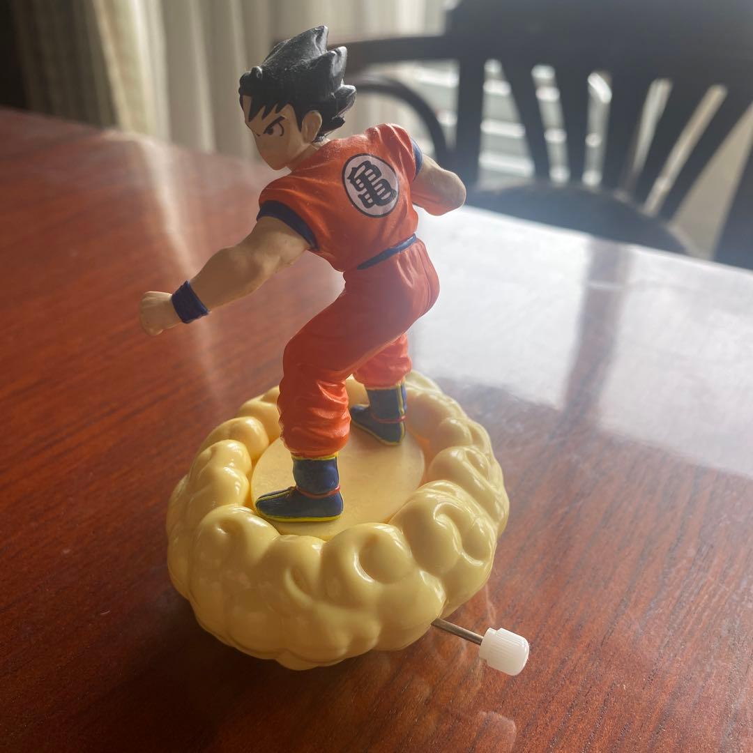 ドラゴンボール　孫悟空フィギュア