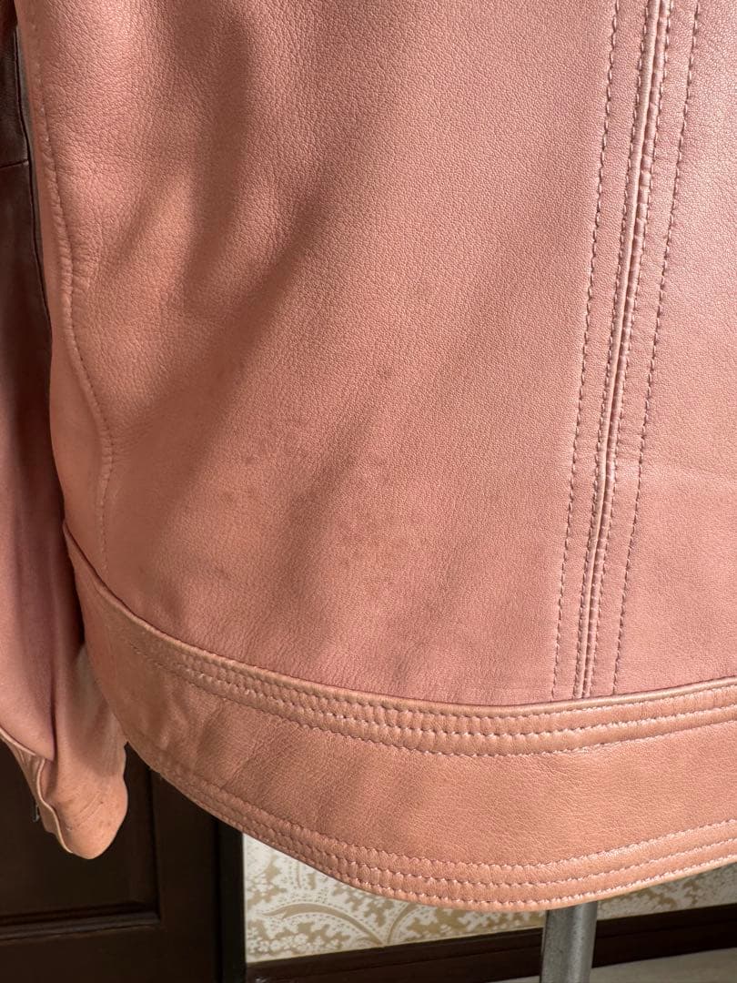 バーバリーブラックレーベル ライダースサーモンピンクレザー