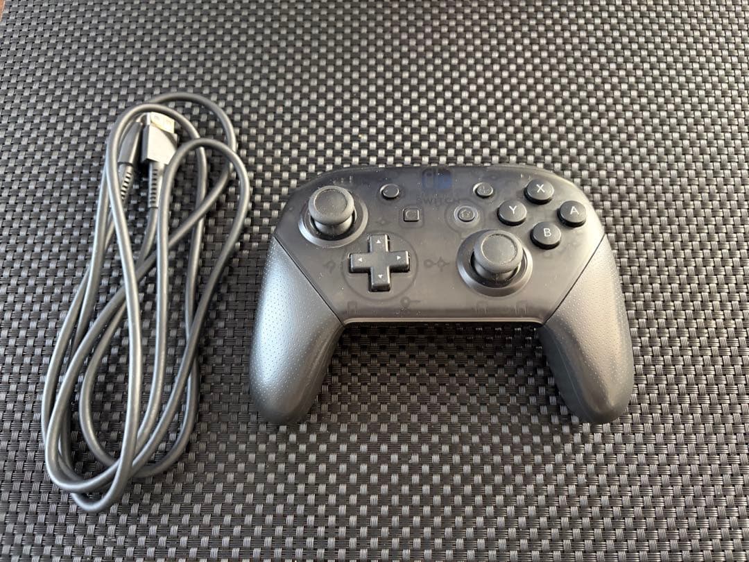 Nintendo Switch HAD-S-KAAAA 純正プロコン付き