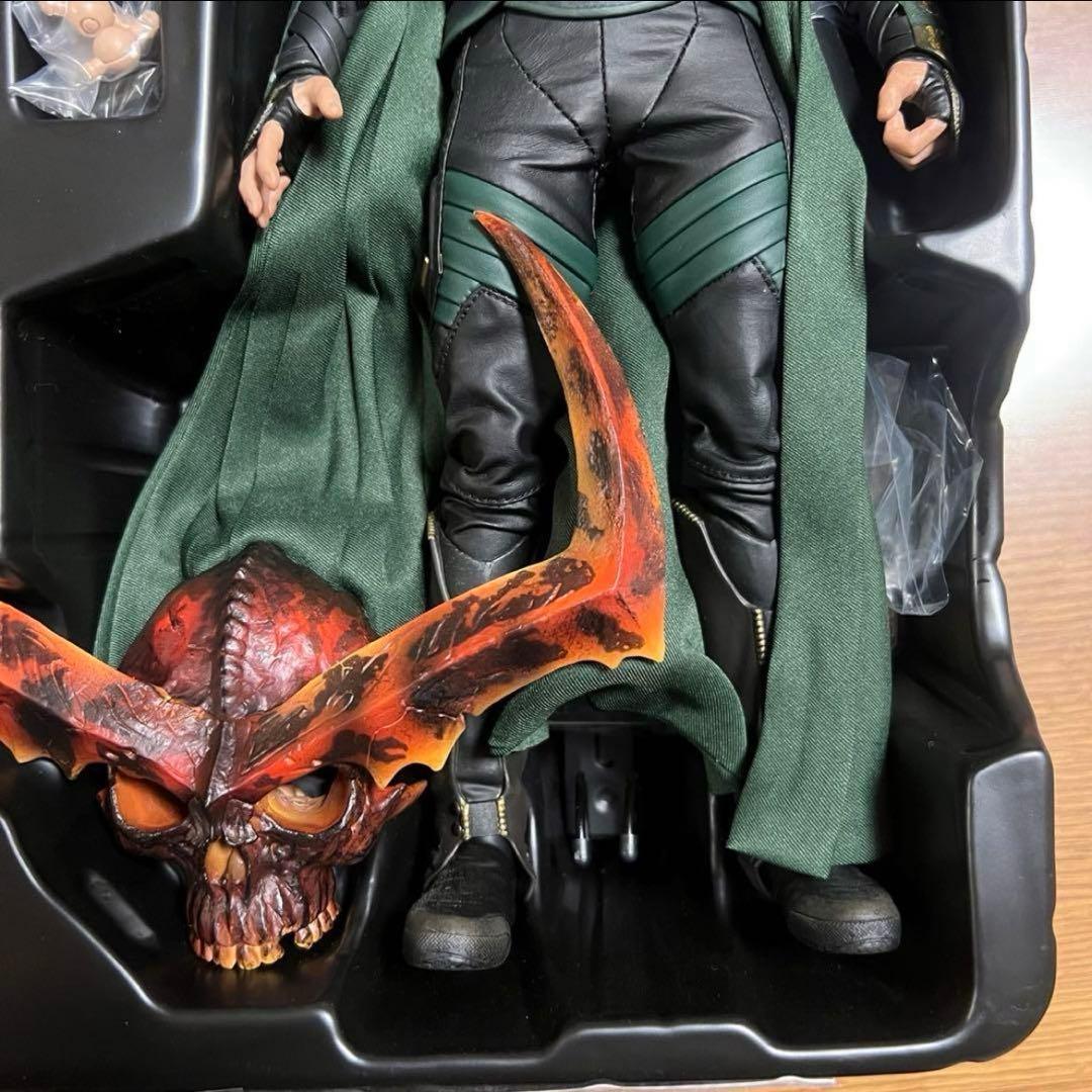 ホットトイズ　ロキ　フィギュア