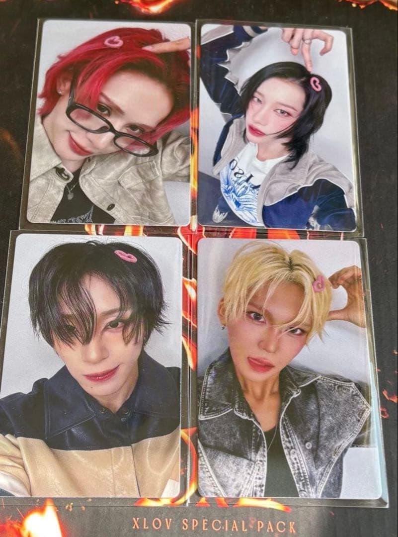 XLOV JUMPUP トレカ 4枚セット - メルカリ