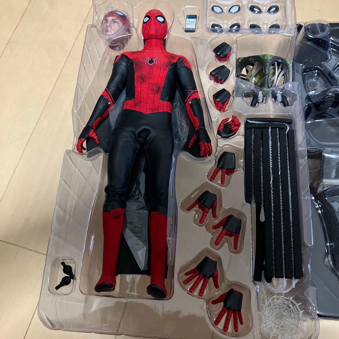 ホットトイズ スパイダーマン ノー・ウェイ・ホーム バトルダメージ
