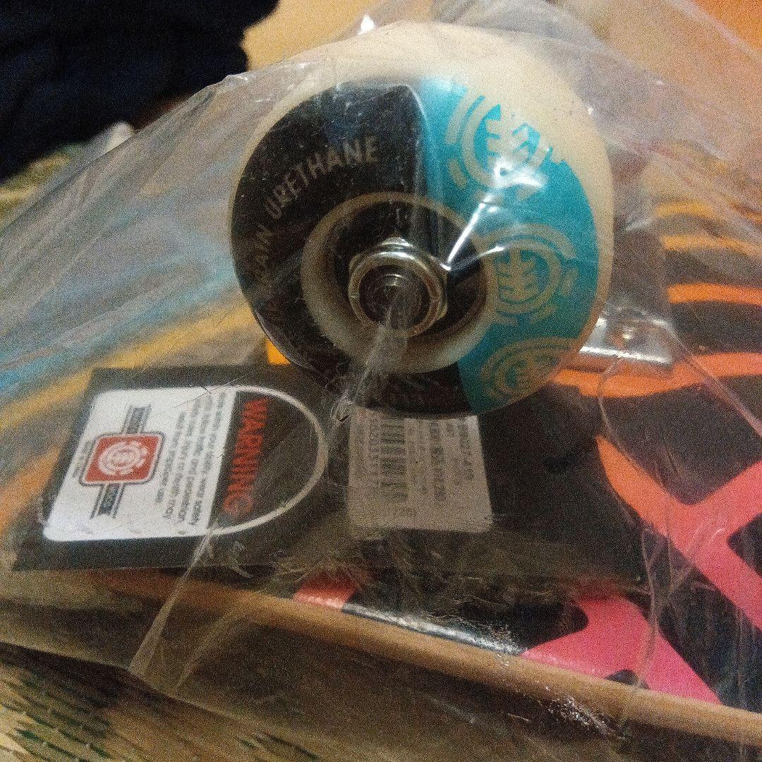 れさん専用ELEMENT 8.0インチ スケートボード　コンプリート　新品