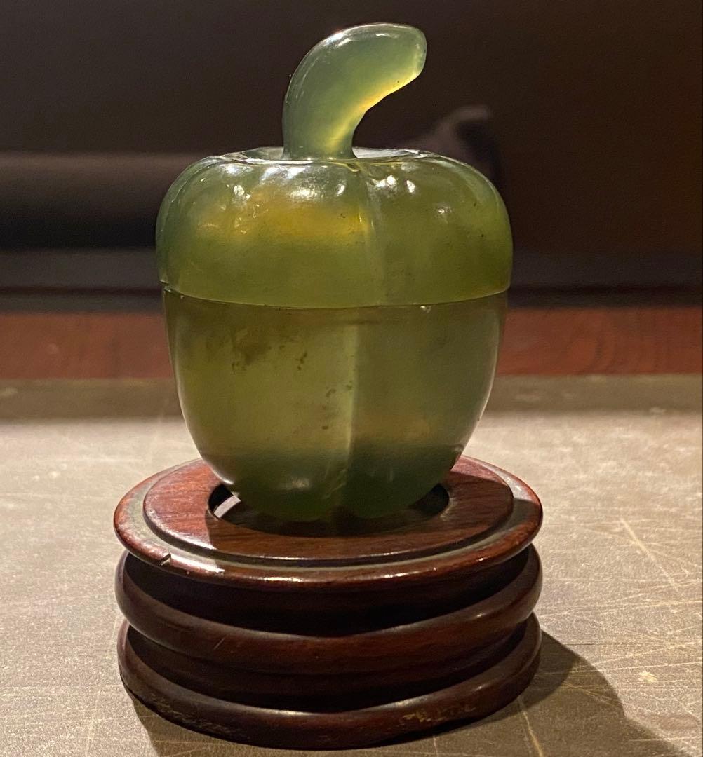 古翡翠 和田玉・鑑賞台付・ヴィンテージ レア ・オブジェ・鼻煙壺