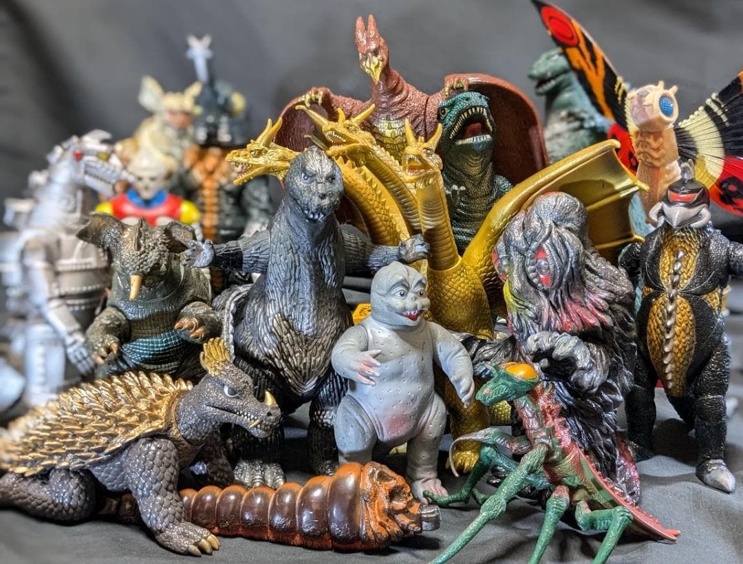 昭和ゴジラ 東宝チャンピオンまつり（バンダイ）ソフビフィギュア 17体セット