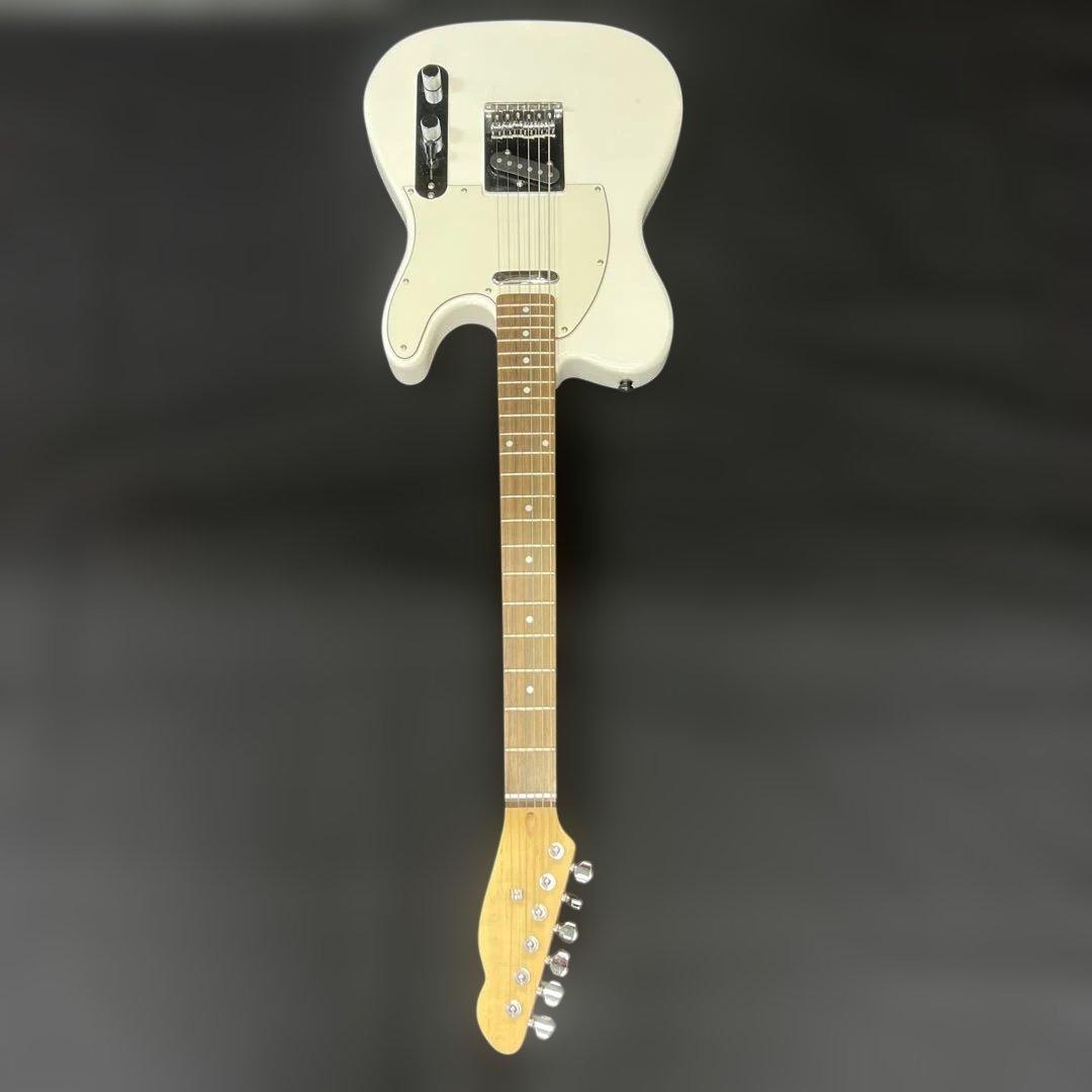 k*e様 PB141 エレキギター 白 やや傷汚れあり 動作不明 ジャンク 10