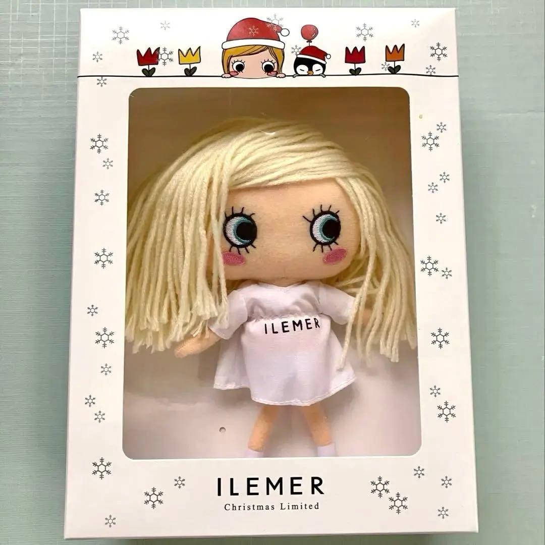 新品★クリスマス限定‼️イルメール★イーマリー★ハッピードール本体と着せ替えセット