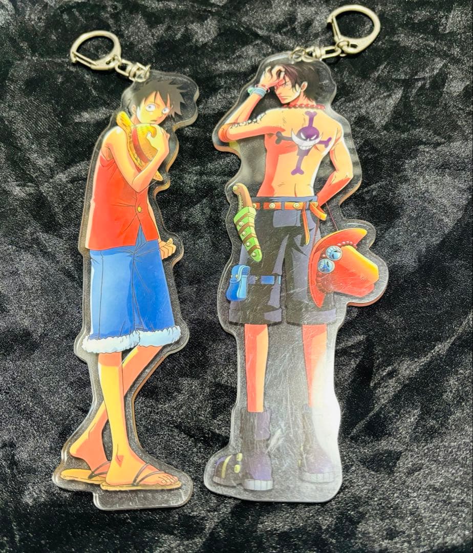 ONE PIECE ワンピース ビッグアクリルキーホルダー ルフィ エース イベント限定新商品☆ビッグアクリルキーホルダー : ONE PIECE 麦わら