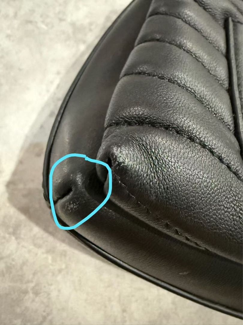 トリーバーチ　KIRA CHEVRON TOP-HANDLE SATCHEL