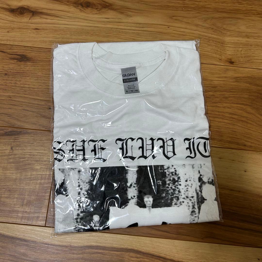 she luv it Tシャツ XL 新品未使用品！ - メルカリ