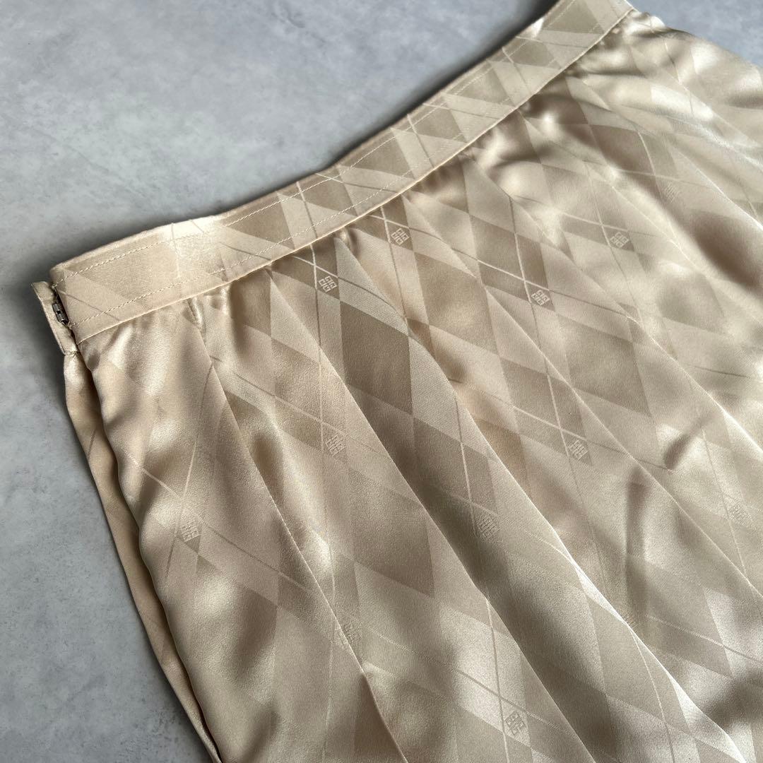 GIVENCHY ロゴ　ゴールド　プリーツスカート　Vintage 大きいサイズ