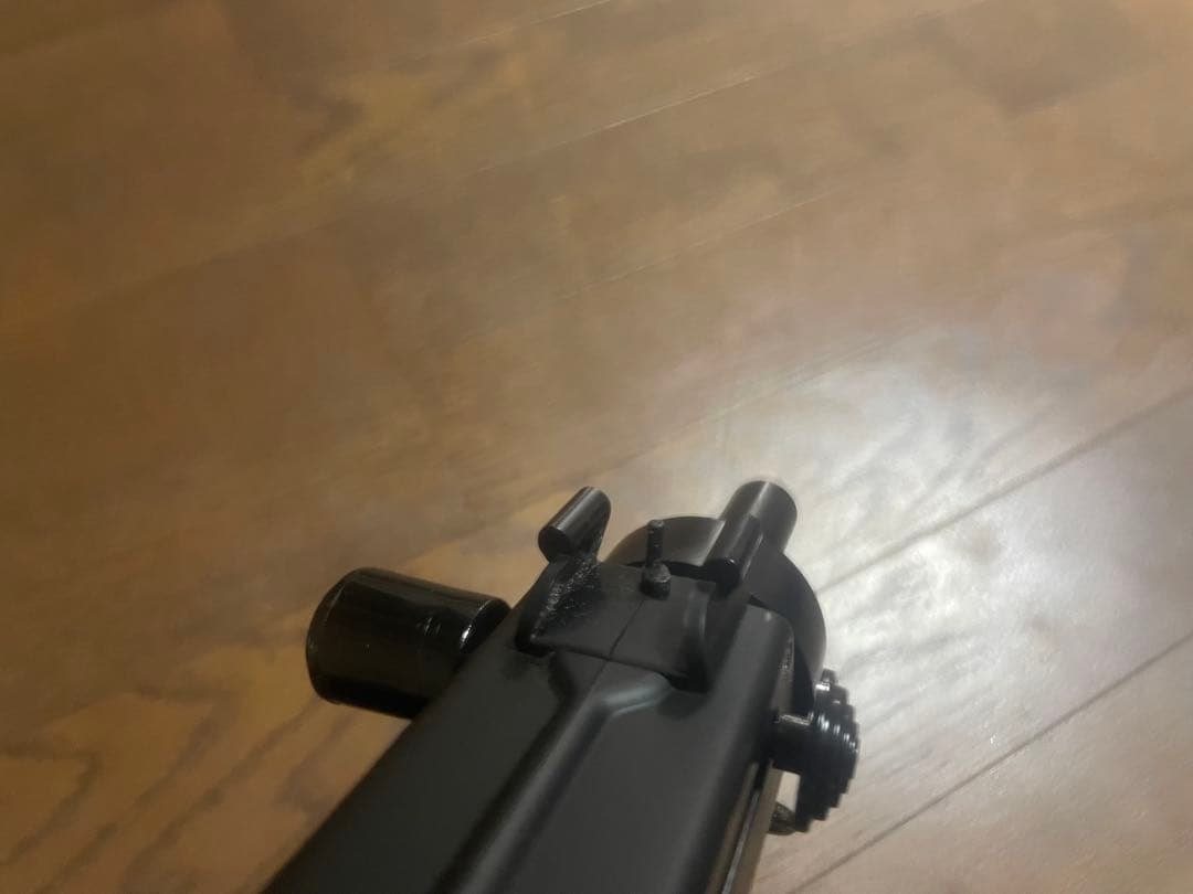 東京マルイ 　V-61 スコーピオン 予備マガジン付き　エアコキ