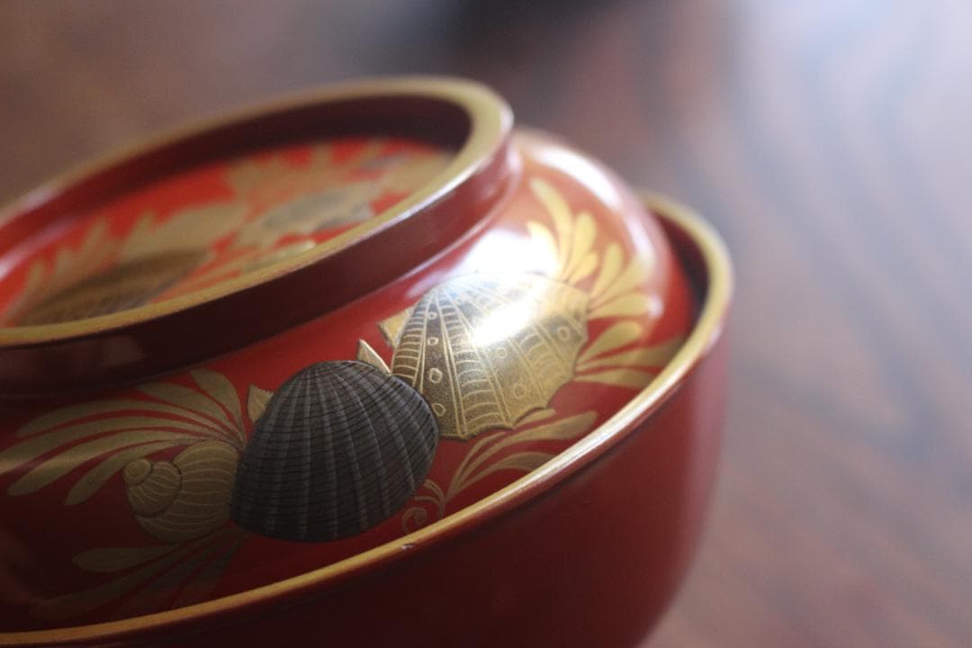 時代逸品！時代金縁朱漆に極上貝尽くし蒔絵の映えるお椀2点（検