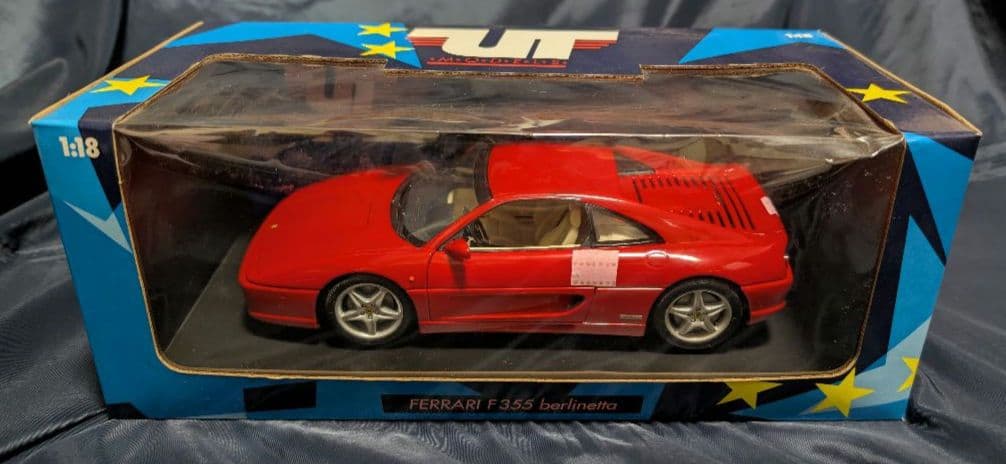 Ferrari F355 Berlinetta 1:18 ミニカー