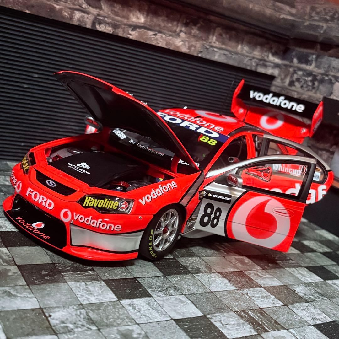 国内未入荷 1/18 CC フォード BF ファルコン V8スーパーカー