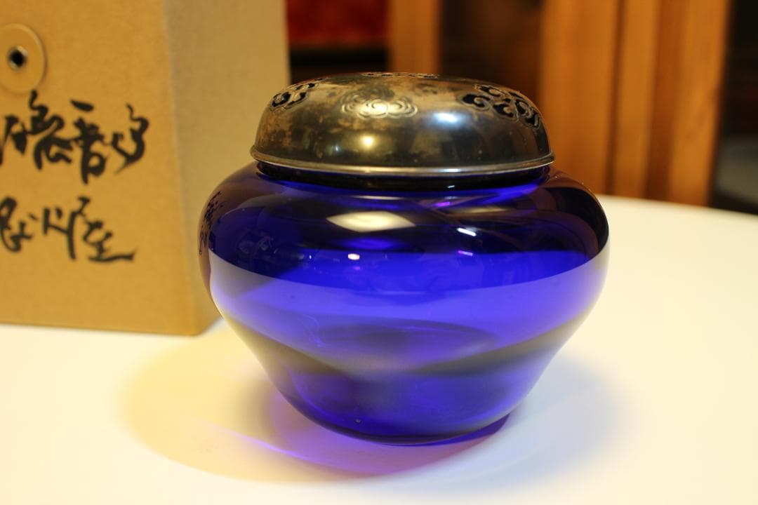 純銀火屋瑠璃香炉 青色ガラス容器 金属蓋付き