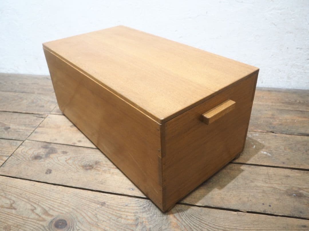 1238 ヴィンテージ 蓋付の古い木箱 ケース ボックス トランク レトロ 収納