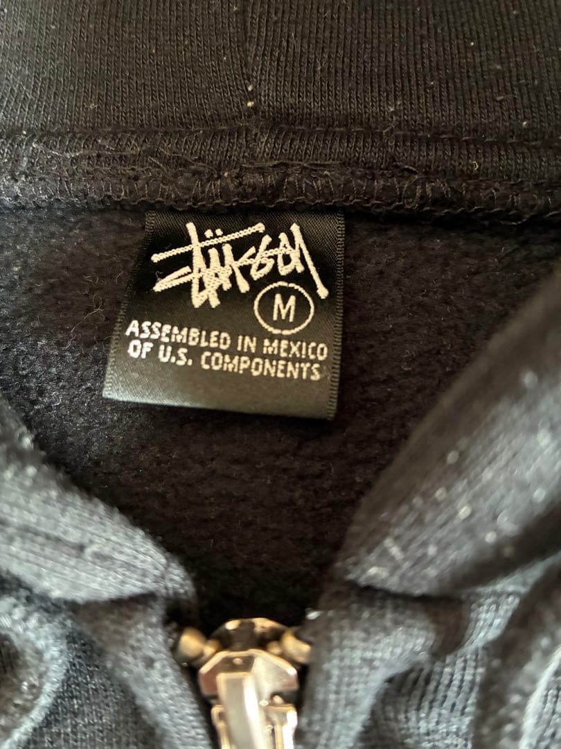 ステューシー♧ワールドツアー　ジップアップパーカー