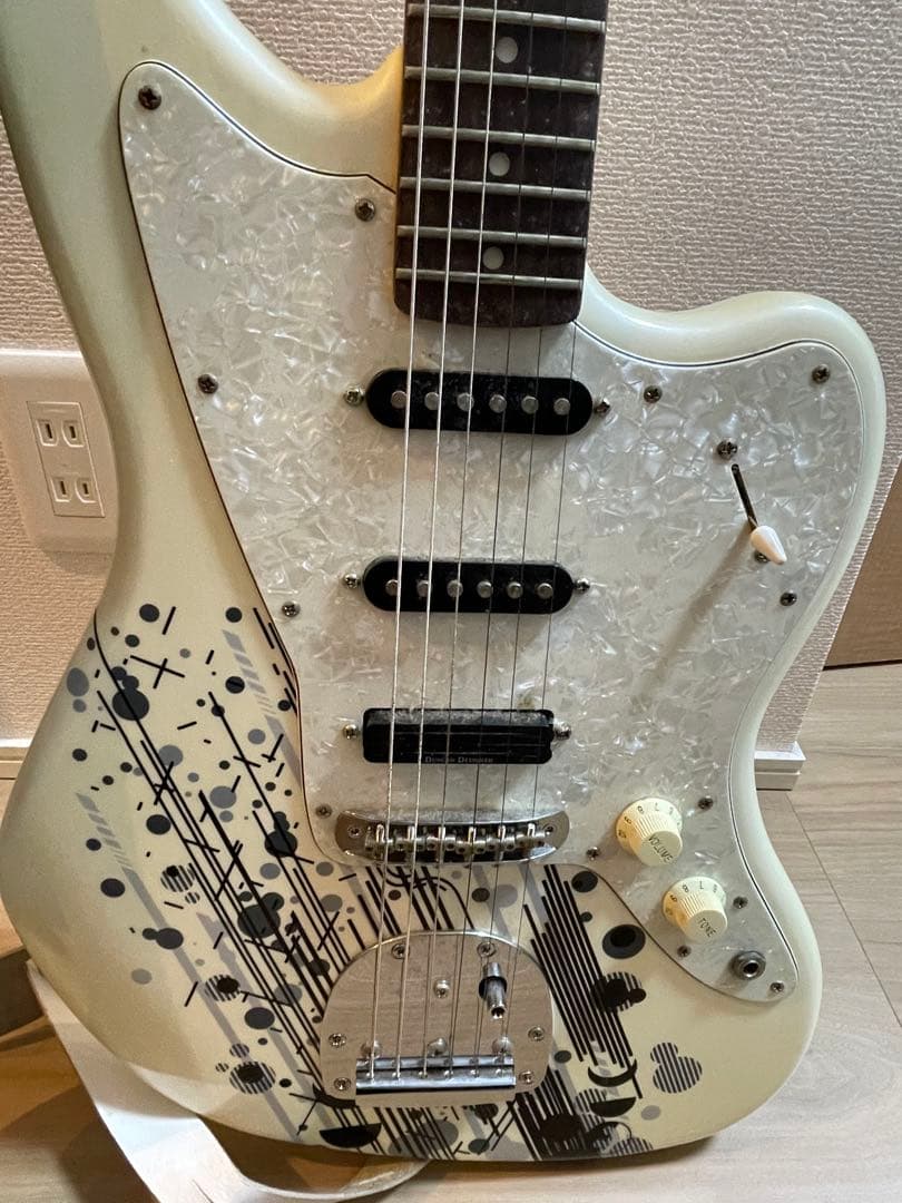 SCANDAL MAMI 使用ギター