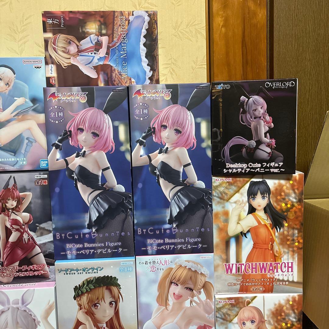 【新品未開封】美少女フィギュア　23点まとめ売り