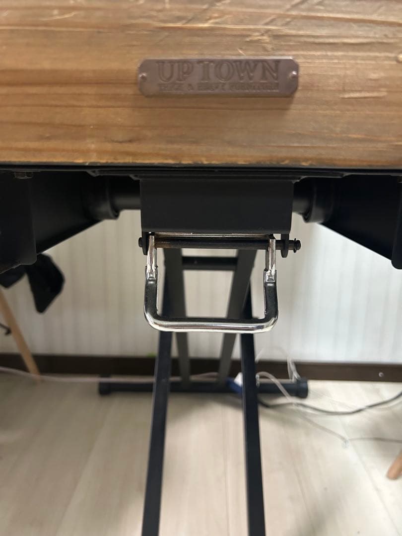 UPTOWN リフティングテーブル PULLEY