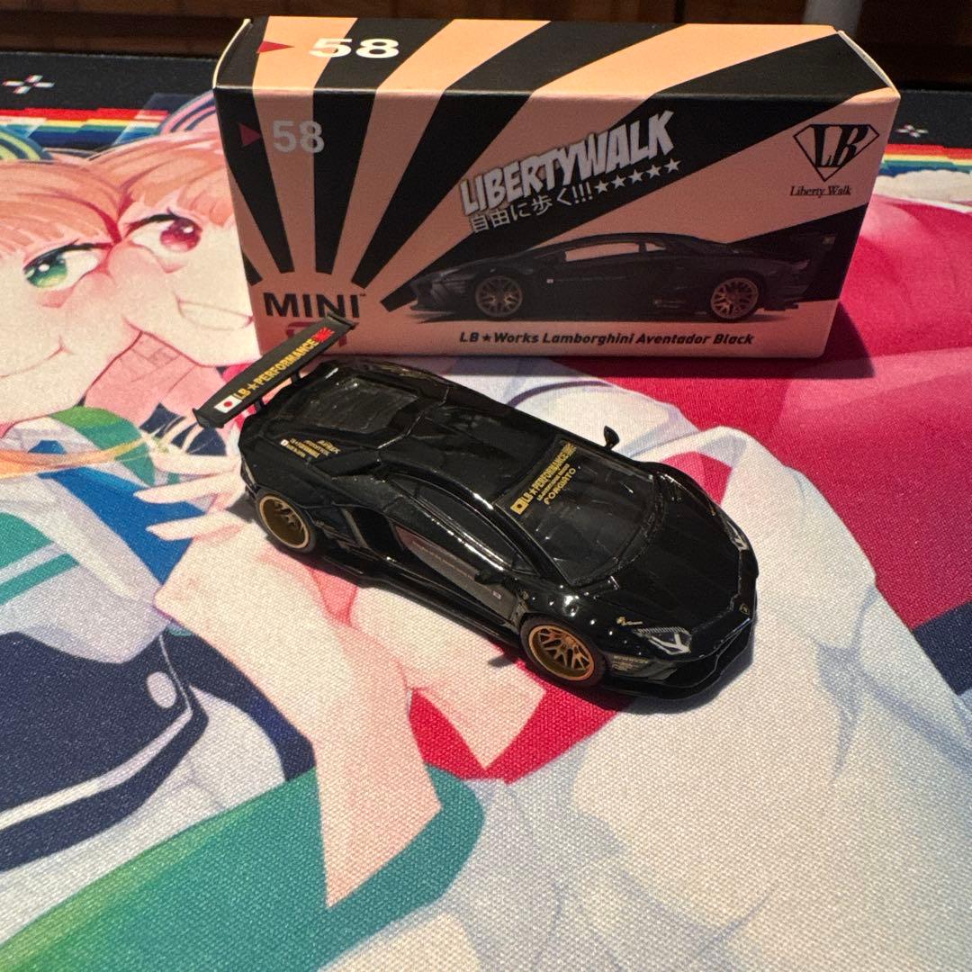 お得？ MINI GT LBWKランボルギーニアヴェンタドール 2台セット