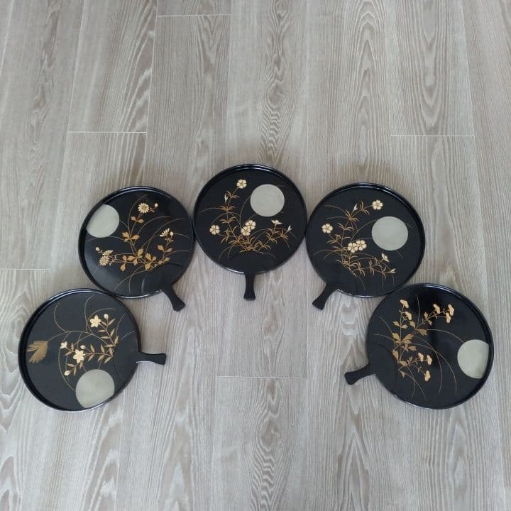 うちわ型 木製、漆塗器、トレイ、皿 、持ち手付、骨董