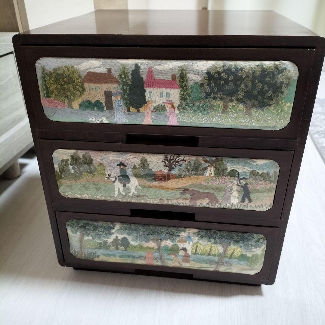 刺繍 木製チェスト 収納ケース 3段