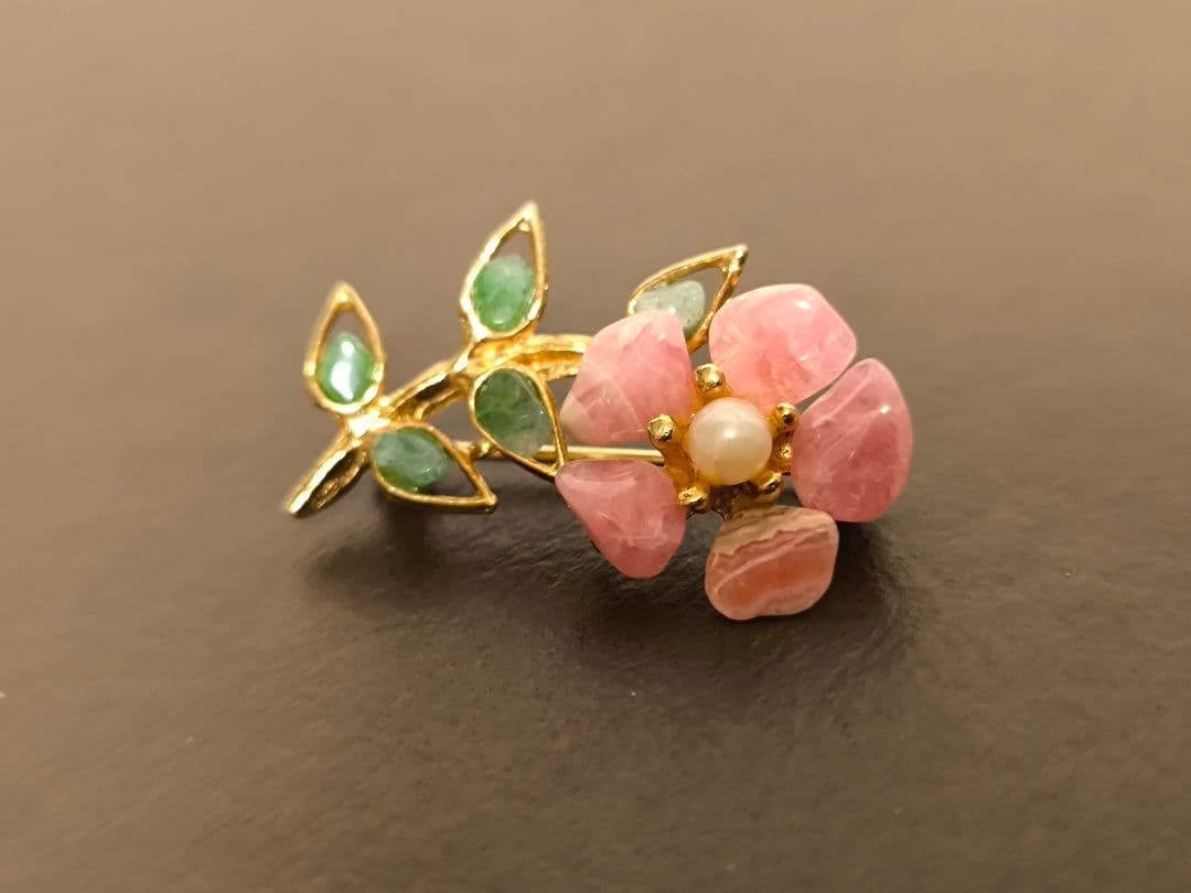 Swoboda スワボダ 天然石 ヴィンテージ フラワー・ブローチ