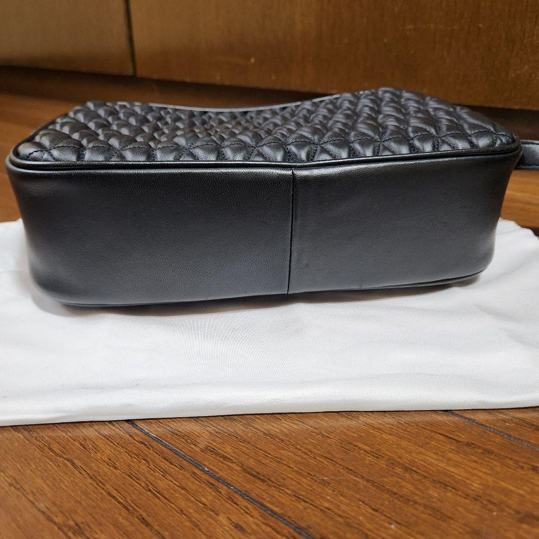 FURLA ブラック ショルダーバッグほぼ未使用！