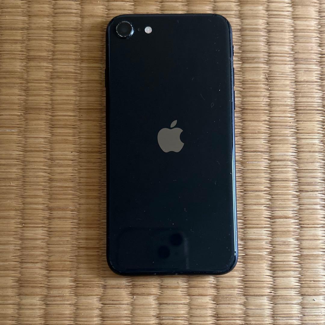 iPhone SE 第3世代（ブラック）