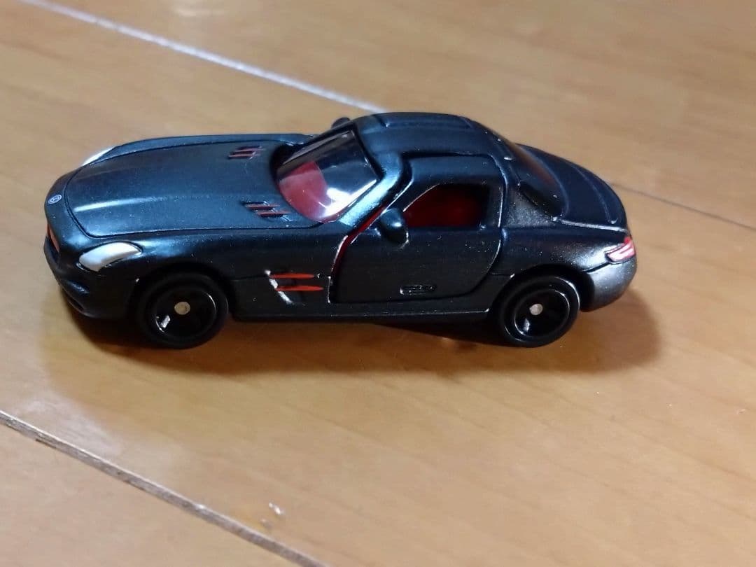 【再値下げ】メルセデスベンツ SLS AMG マットブラックエディション