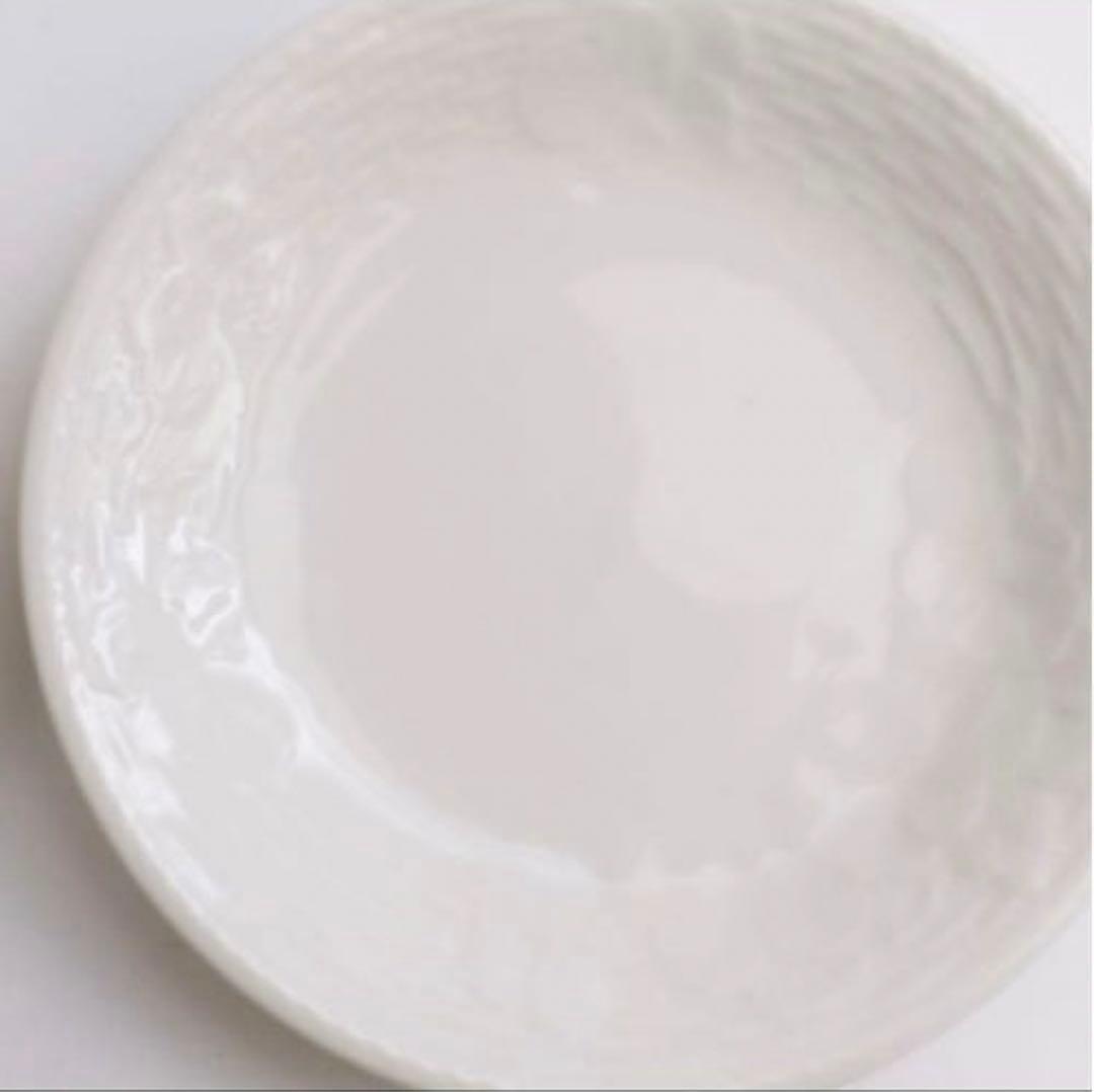 イブサンローランYSL スミレとバスケット柄 ケーキ皿 2枚 白い食器