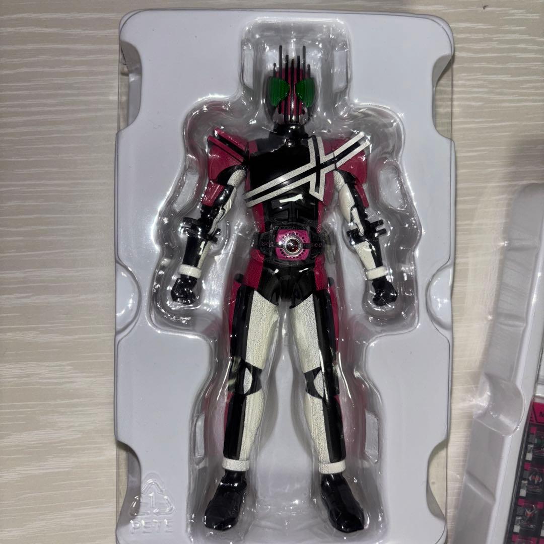 shフィギュアーツ 仮面ライダーディケイド20th AnniversaryVer - メルカリ